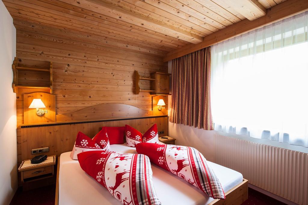 Gaestehaus Alpenblick Berwang Eksteriør bilde